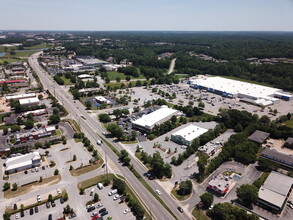 1907 S College St, Auburn, AL - VISTA AÉREA  vista de mapa - Image1