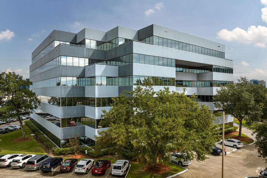 2825 Wilcrest Dr, Houston, TX en alquiler - Foto del edificio - Imagen 3 de 11