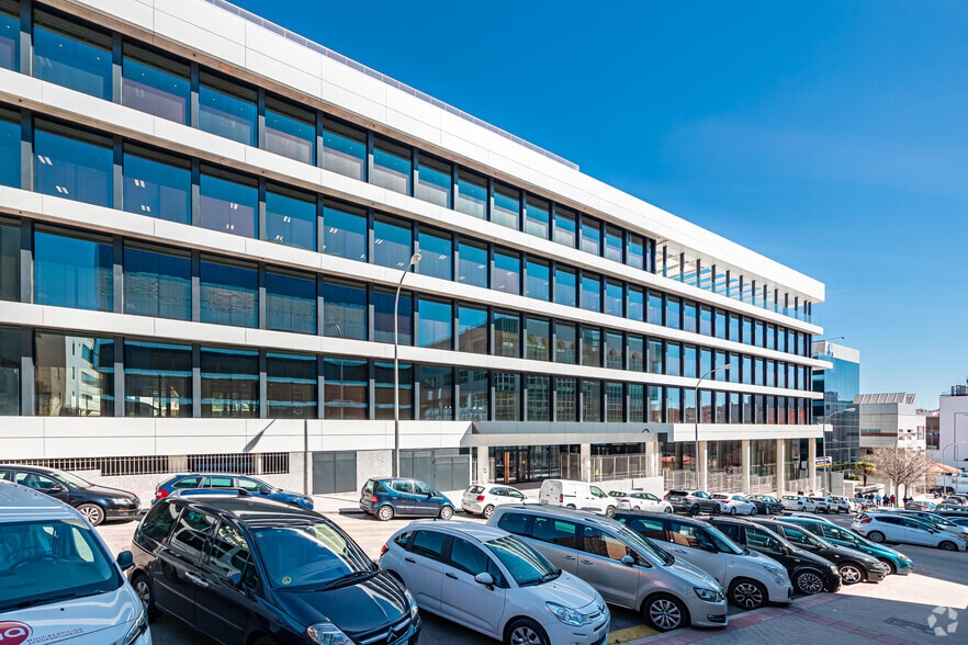 Calle Valentín Beato, 21, Madrid, Madrid en alquiler - Foto del edificio - Imagen 3 de 4