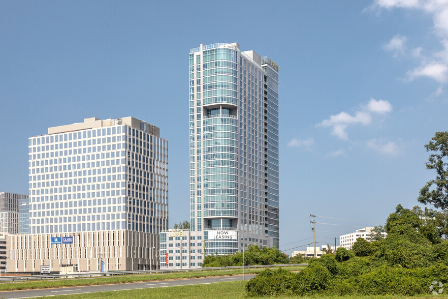 1747 Tysons Central St, Tysons, VA en alquiler - Foto del edificio - Imagen 2 de 23