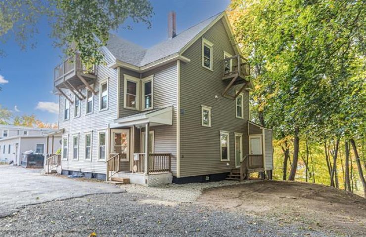 9 Ela Ct, Rochester, NH en venta - Foto del edificio - Imagen 2 de 36