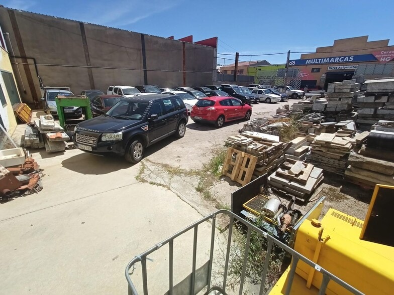 Nave en Cáceres, Cáceres en venta - Foto del edificio - Imagen 3 de 15