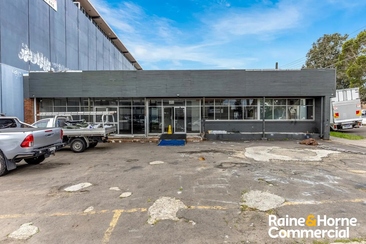 211-217 Parramatta Rd, Auburn en alquiler Foto principal- Imagen 1 de 3