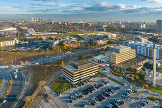 2115 Finch Av W, Toronto, ON - VISTA AÉREA  vista de mapa