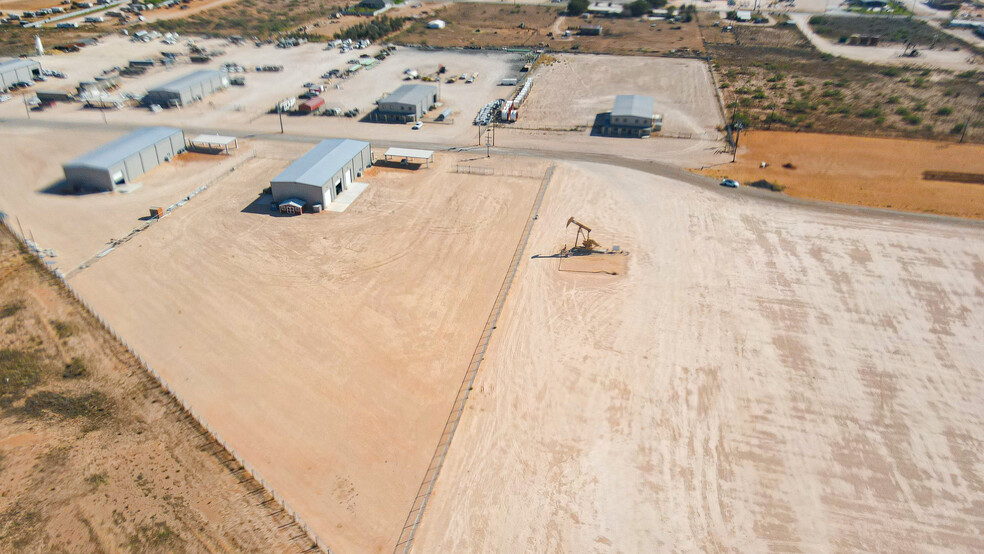 3.0 Acre Laydown Yard on East County Road 128, Midland, TX en alquiler - Foto del edificio - Imagen 3 de 3