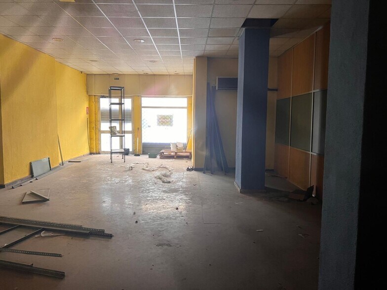 Local en Llíria en alquiler - Foto del edificio - Imagen 3 de 4