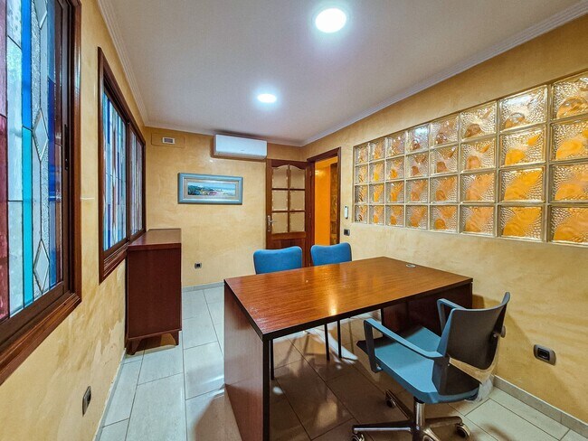 Más detalles de José Mesa, 43, Las Palmas de Gran Canaria - Oficina en alquiler