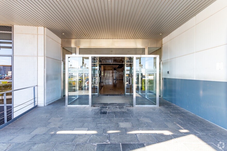 Oficina en El Prat de Llobregat, Barcelona en alquiler - Foto del edificio - Imagen 3 de 3