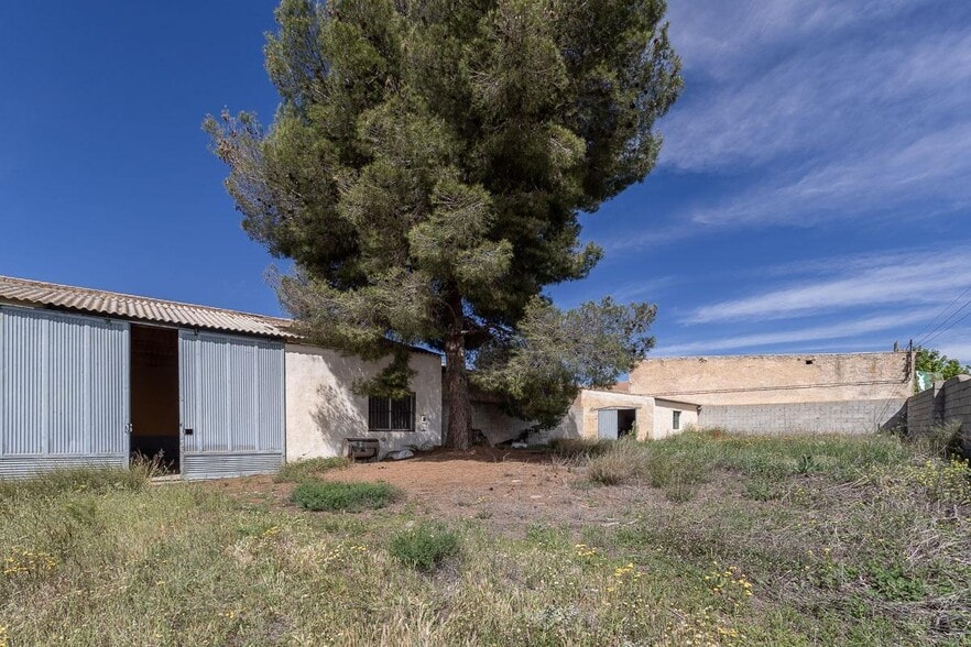Calle Santa Adela, Pedro Martínez, Granada en venta - Foto del edificio - Imagen 3 de 22