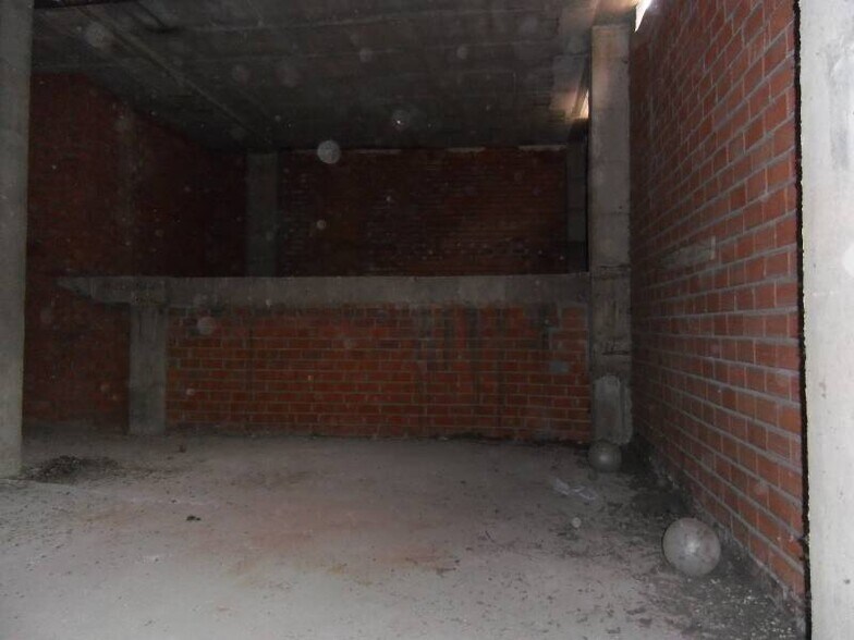 Local en Ponferrada, León en alquiler - Foto del edificio - Imagen 3 de 9