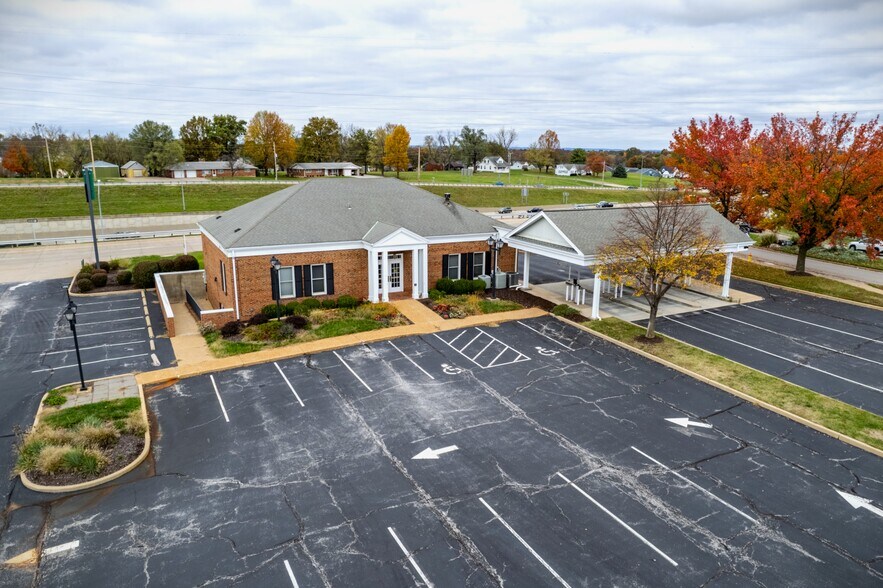 2700 S Saint Peters Pky, Saint Peters, MO en venta - Foto del edificio - Imagen 1 de 1