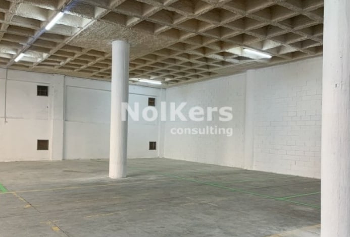 Nave en L'Hospitalet de Llobregat, Barcelona en alquiler Foto del interior- Imagen 1 de 11