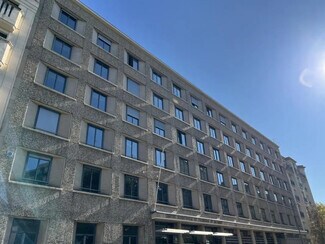 Más detalles de 4 Avenue Du Recteur Poincaré, Paris - Oficina en alquiler