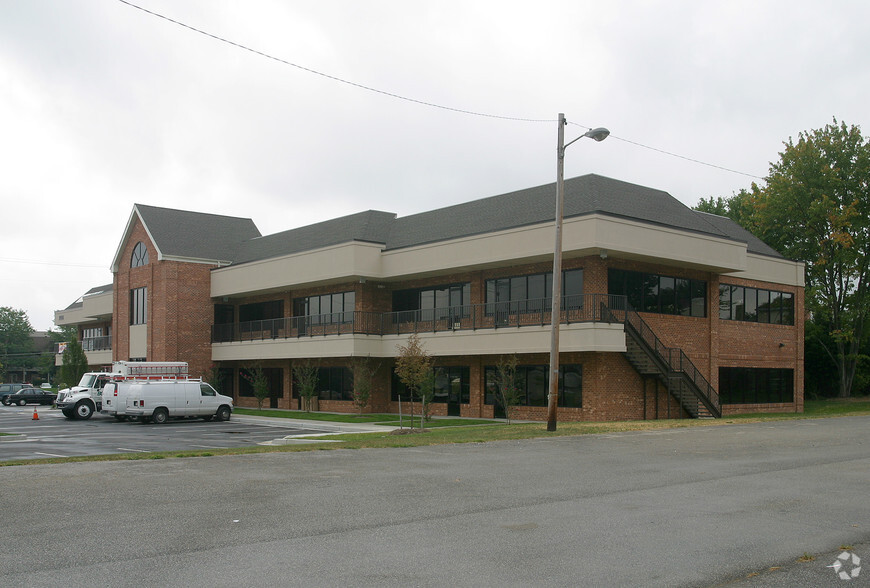 7001 Johnnycake Rd, Catonsville, MD en alquiler - Foto del edificio - Imagen 3 de 16