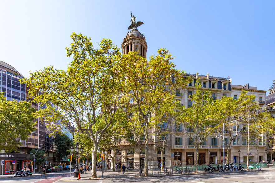 Passeig de Gràcia, 21, Barcelona, Barcelona en alquiler - Foto del edificio - Imagen 3 de 4