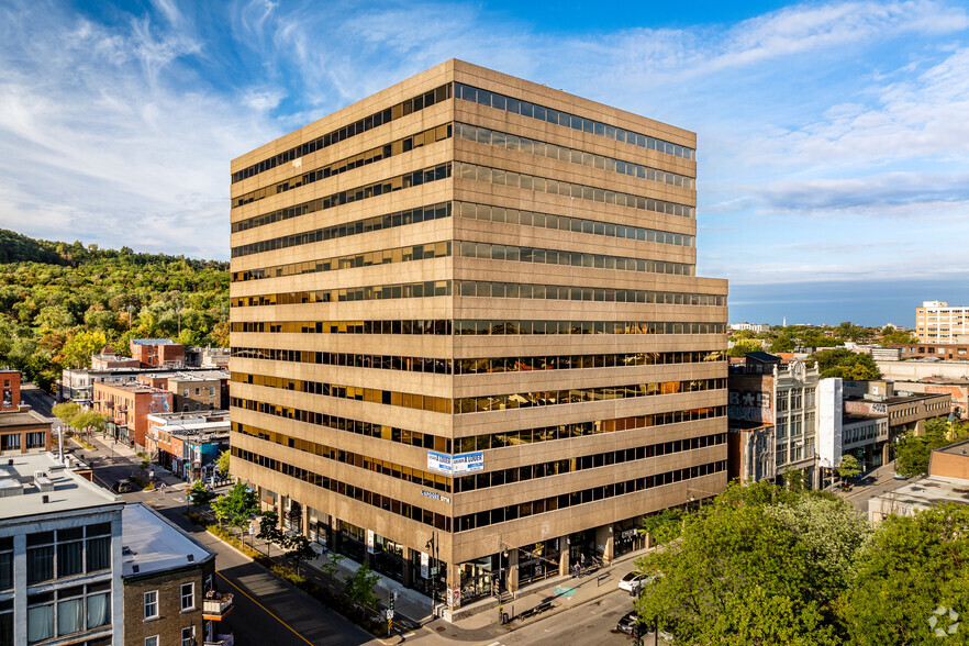 4200-4226 Boul Saint-Laurent, Montréal, QC en alquiler - Foto del edificio - Imagen 2 de 20