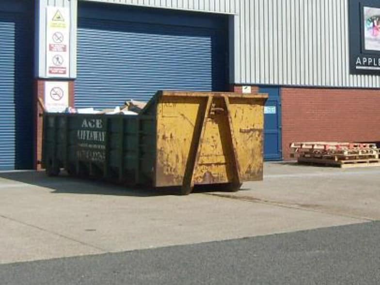 Flanders Rd, Southampton en alquiler - Foto del edificio - Imagen 3 de 12