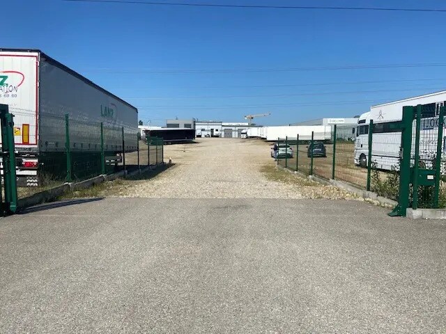 Avenue Docteur Schweitzer, Jonage en alquiler Foto del edificio- Imagen 1 de 6