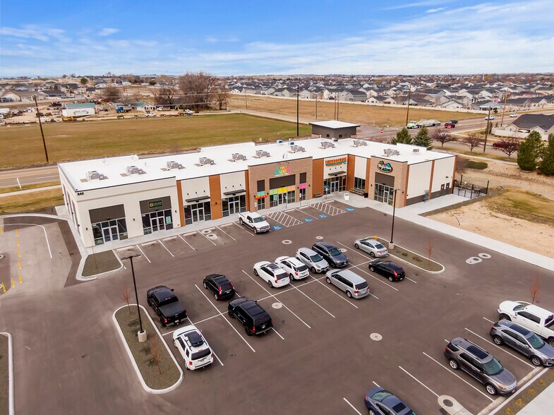 849 Rising Sun Dr, Nampa, ID en venta - Foto del edificio - Imagen 1 de 17