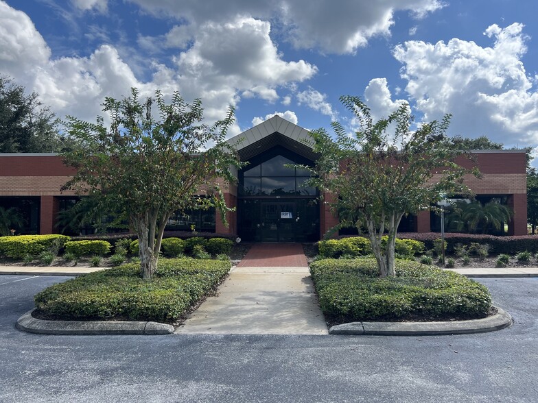 702 Tillman Pl, Plant City, FL en venta - Foto principal - Imagen 1 de 23