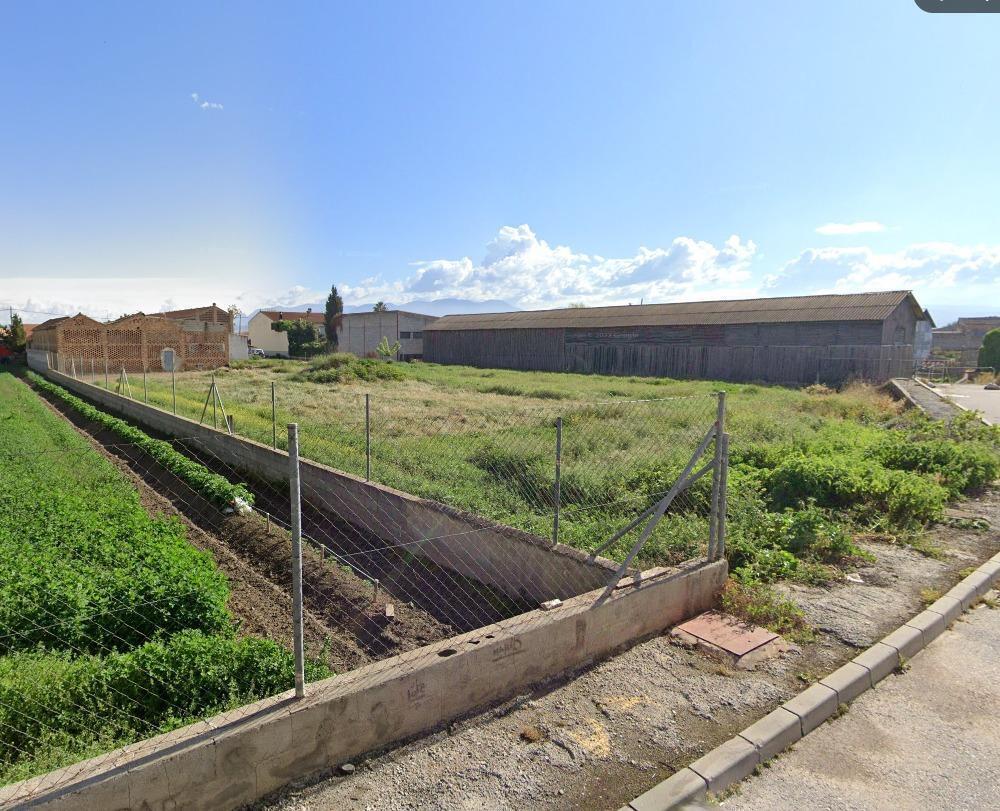 Calle Chirichi, 1-1, Vegas del Genil, Granada en venta Foto principal- Imagen 1 de 4
