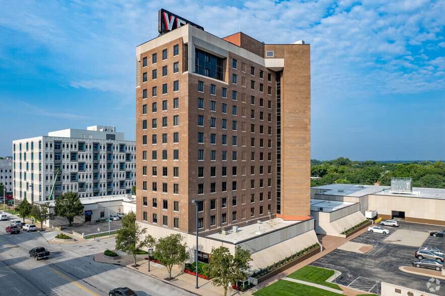 406 W 34th St, Kansas City, MO en alquiler - Foto del edificio - Imagen 2 de 4