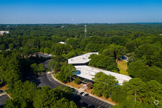 6075 The Corners Pky, Peachtree Corners, GA - vista aérea  vista de mapa - Image1