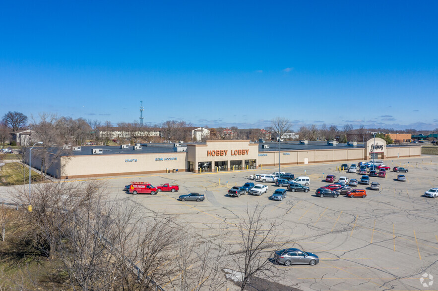 1160-1300 E Army Post Rd, Des Moines, IA en alquiler - Foto del edificio - Imagen 3 de 39