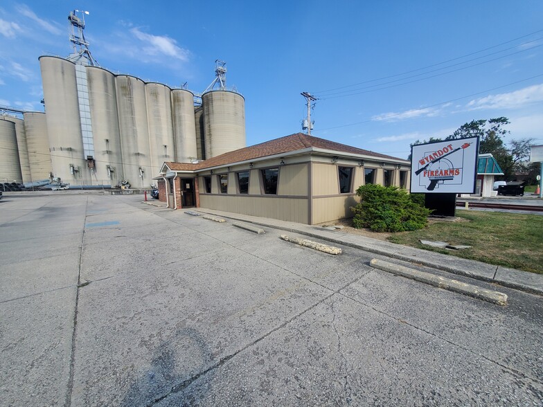 120 N Warpole St, Upper Sandusky, OH en venta - Foto del edificio - Imagen 1 de 19