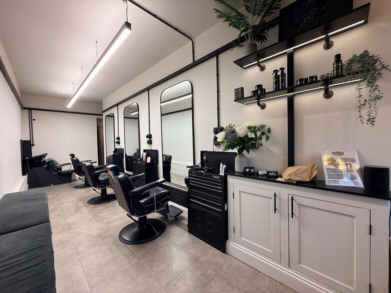 76 Camden Rd, Tunbridge Wells en venta - Foto del interior - Imagen 2 de 11