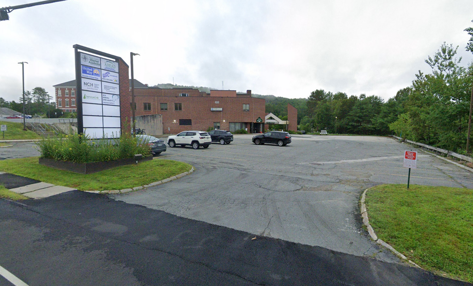 260-262 Cottage St, Littleton, NH en alquiler - Foto del edificio - Imagen 1 de 1