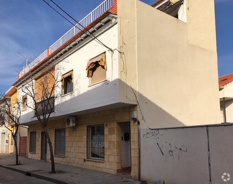 Calle Valdemoro, 8, San Martín de la Vega, Madrid en alquiler - Foto del edificio - Imagen 2 de 2