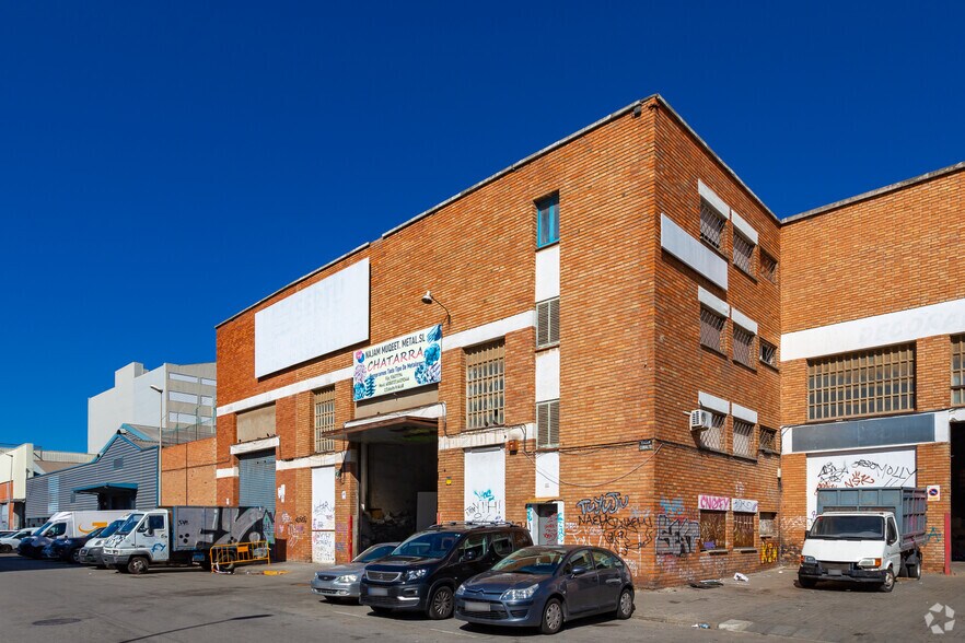 Nave en L'Hospitalet de Llobregat, Barcelona en venta - Foto principal - Imagen 1 de 3