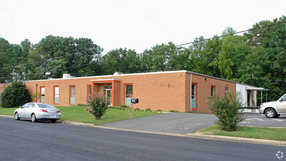 2420 Grenoble Rd, Richmond, VA en alquiler - Foto del edificio - Imagen 1 de 20