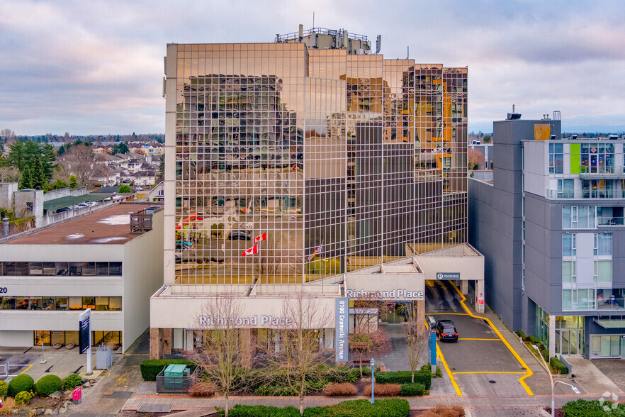 8100 Granville Ave, Richmond, BC en alquiler - Foto del edificio - Imagen 3 de 6