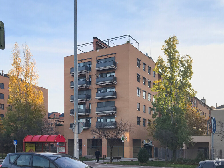 Avenida Libertad, Alcorcón, Madrid en alquiler - Foto del edificio - Imagen 3 de 3