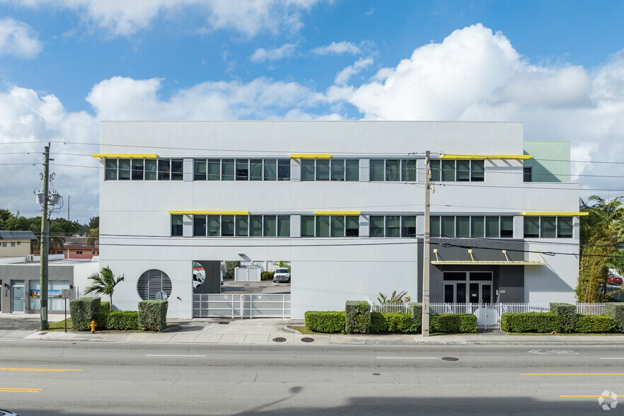 2200 SW 67th Ave, Miami, FL en alquiler - Foto del edificio - Imagen 1 de 23