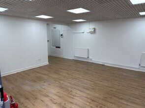 3-4 Hunters Ln, Rochdale en venta Foto del interior- Imagen 2 de 3