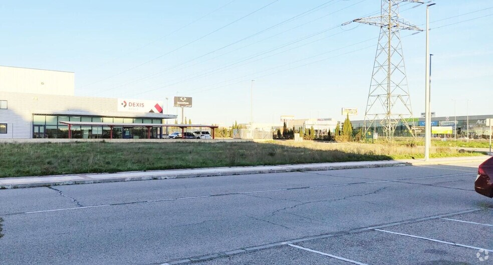 Terreno en Alcalá de Henares, Madrid en venta - Foto del edificio - Imagen 2 de 5
