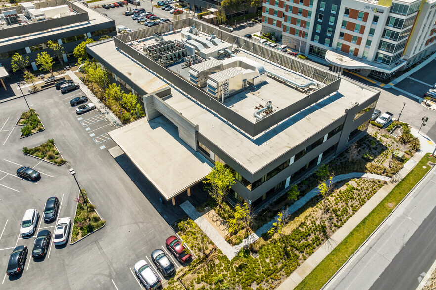 600 Gateway Blvd, South San Francisco, CA en alquiler - Foto del edificio - Imagen 3 de 8