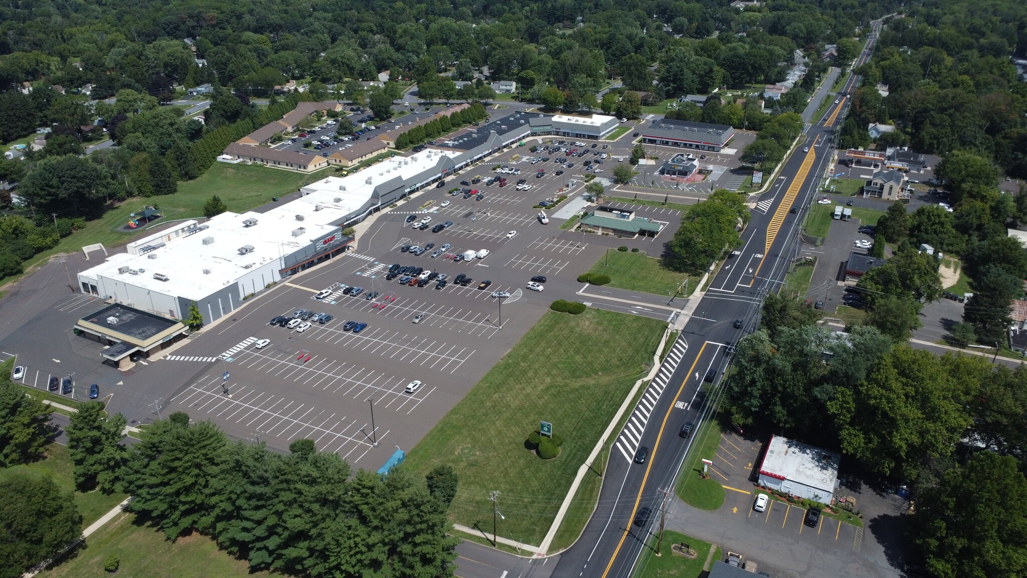 426 Town Ctr, New Britain, PA en alquiler Foto del edificio- Imagen 1 de 21