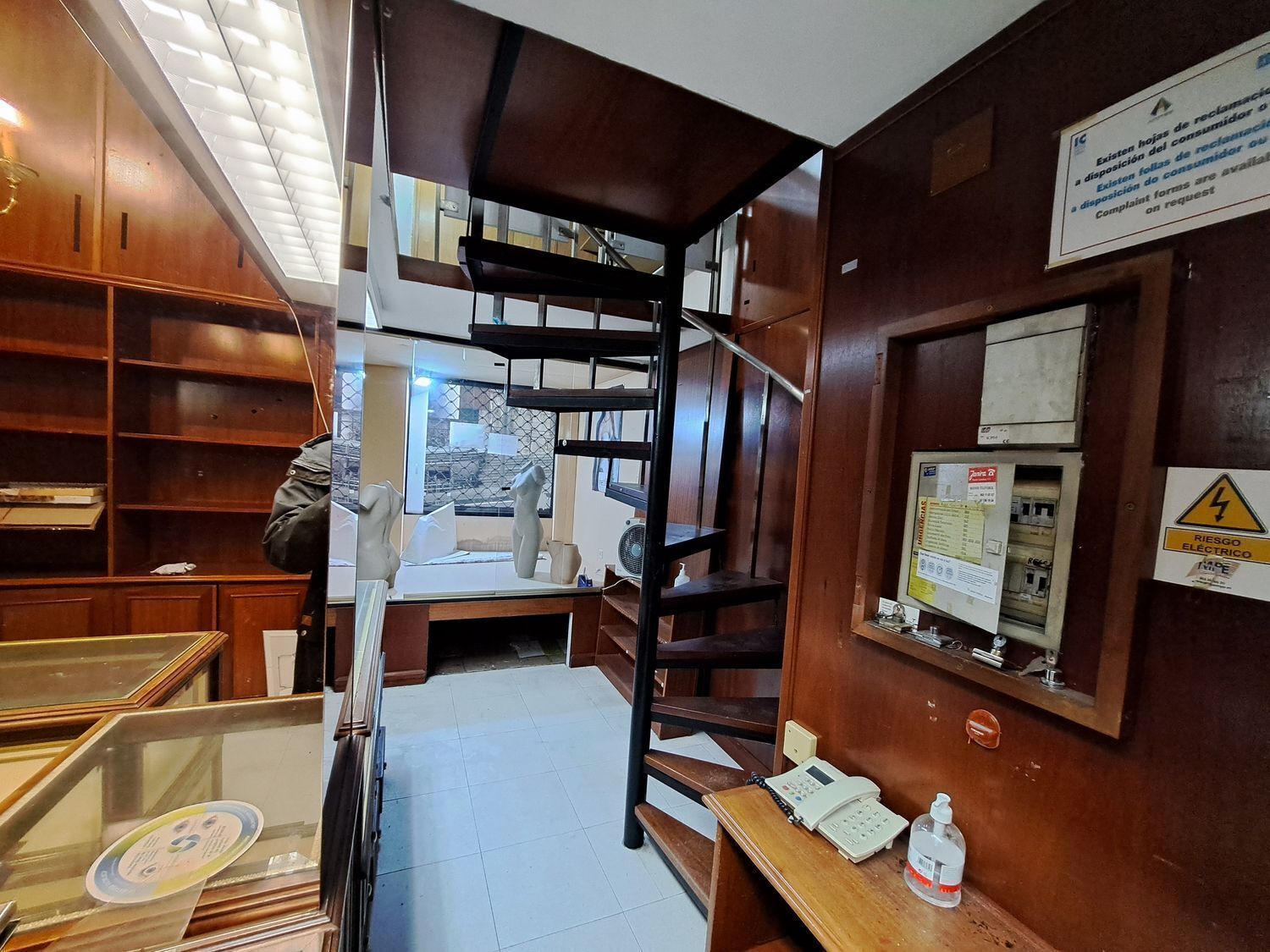 Local en Santiago de Compostela, La Coruna en alquiler Foto del edificio- Imagen 1 de 16