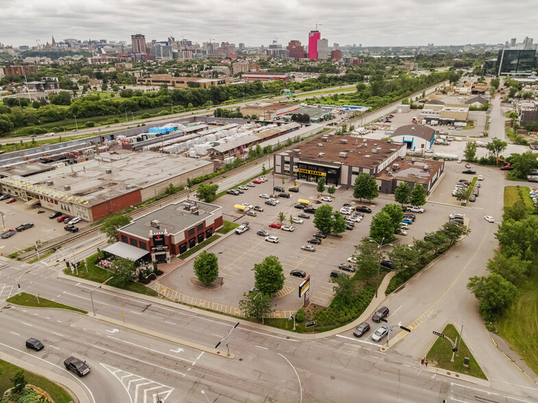 9 Boul Montclair, Gatineau, QC en venta - Foto del edificio - Imagen 2 de 11