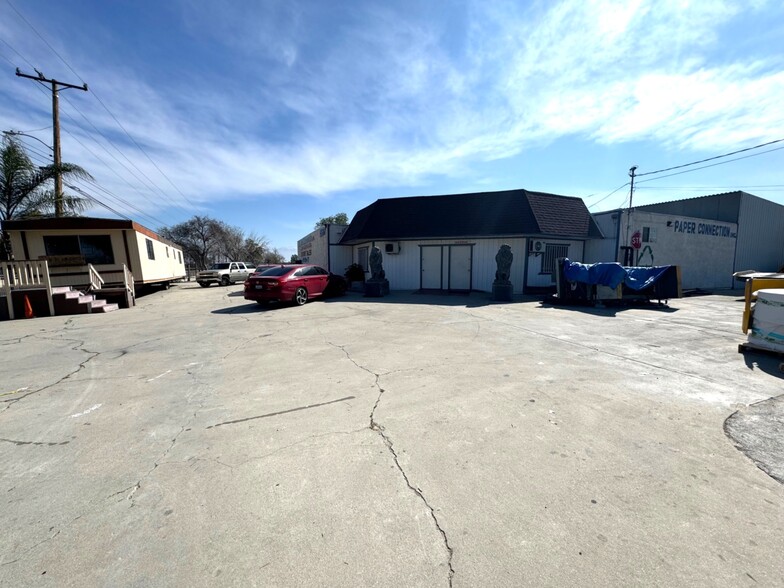 1557 W Rialto Ave, San Bernardino, CA en venta - Foto del edificio - Imagen 2 de 20