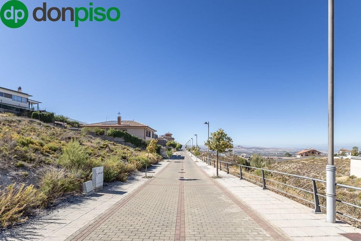 Calle Churriana de la Vega, 10, La Zubia, Granada en venta Foto principal- Imagen 1 de 12
