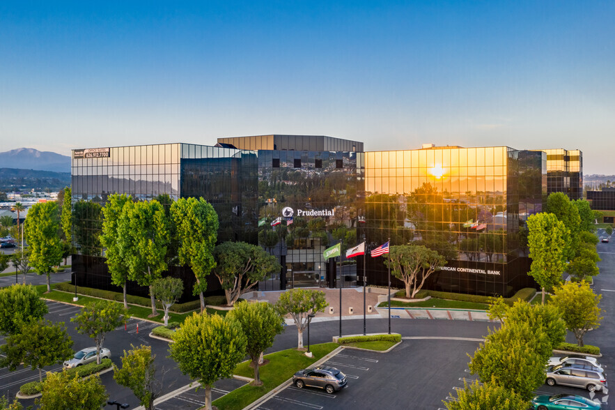 17700 Castleton St, City Of Industry, CA en alquiler - Foto del edificio - Imagen 3 de 8