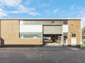 28-32 Lee Holm Rd, St Marys en alquiler Foto del edificio- Imagen 1 de 4