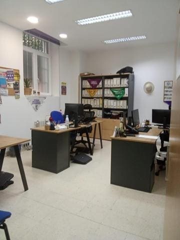 Madrid, MAD 28028 - Unidad Puerta DR -  - Foto del interior - Image 1 of 4