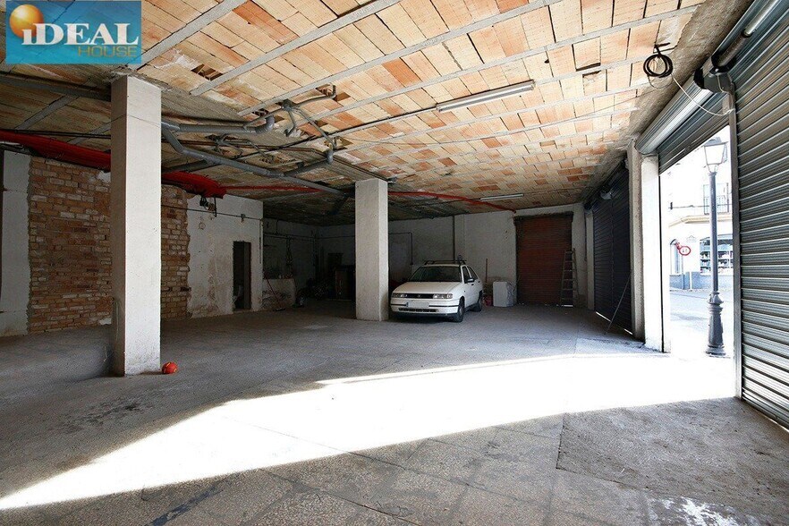 Local en Las Gabias en venta - Foto del edificio - Imagen 2 de 11