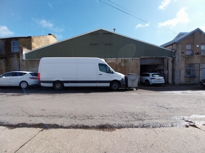 Knowles St, Bradford en alquiler - Foto del edificio - Imagen 1 de 1